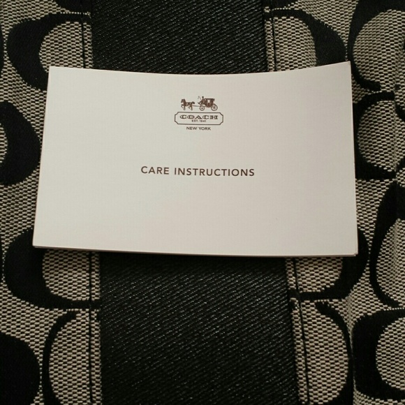 NWOT Coach purse - Picture 8 of 8
